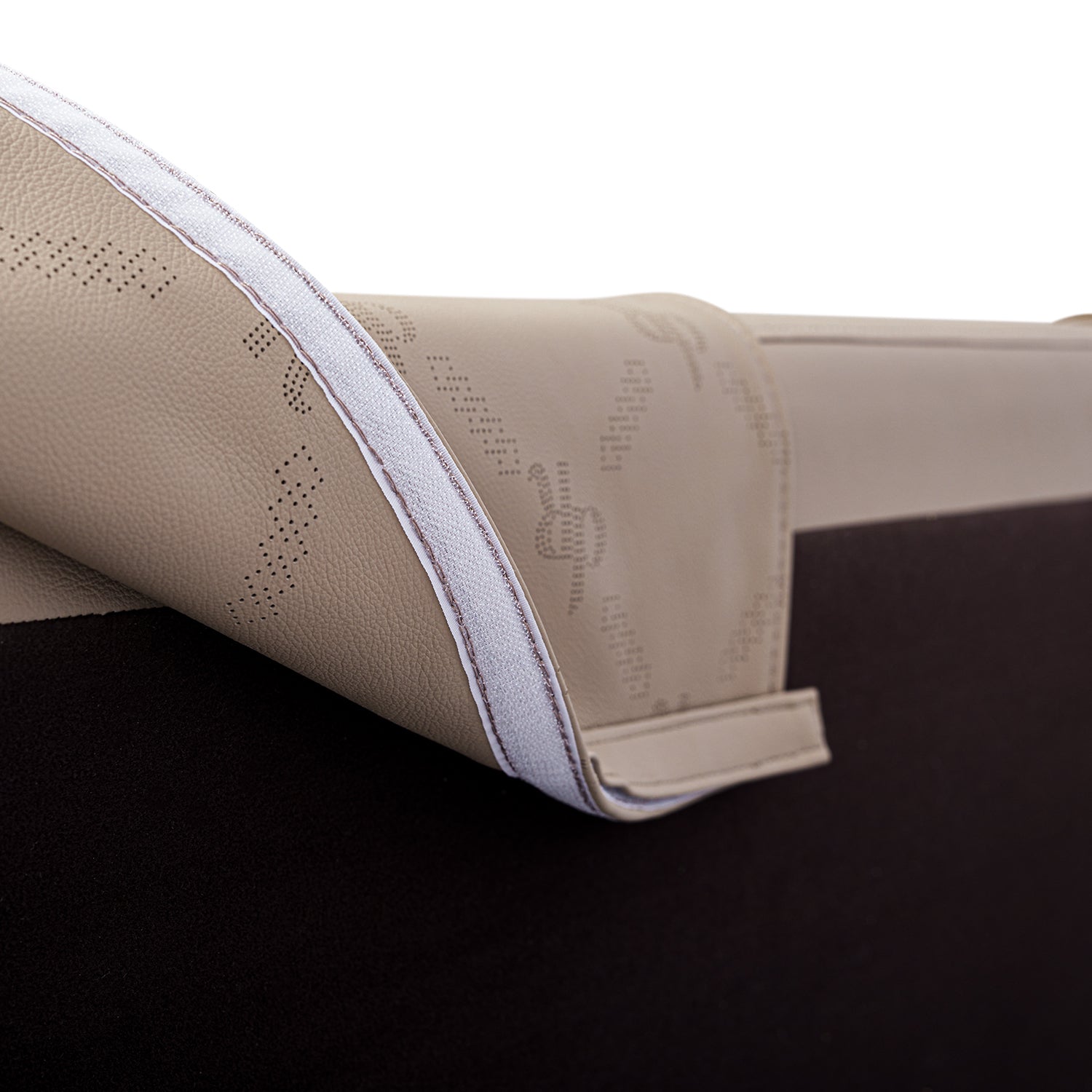 Beige leather bed frame detail from DeRUCCI, highlighting craftsmanship and material quality
